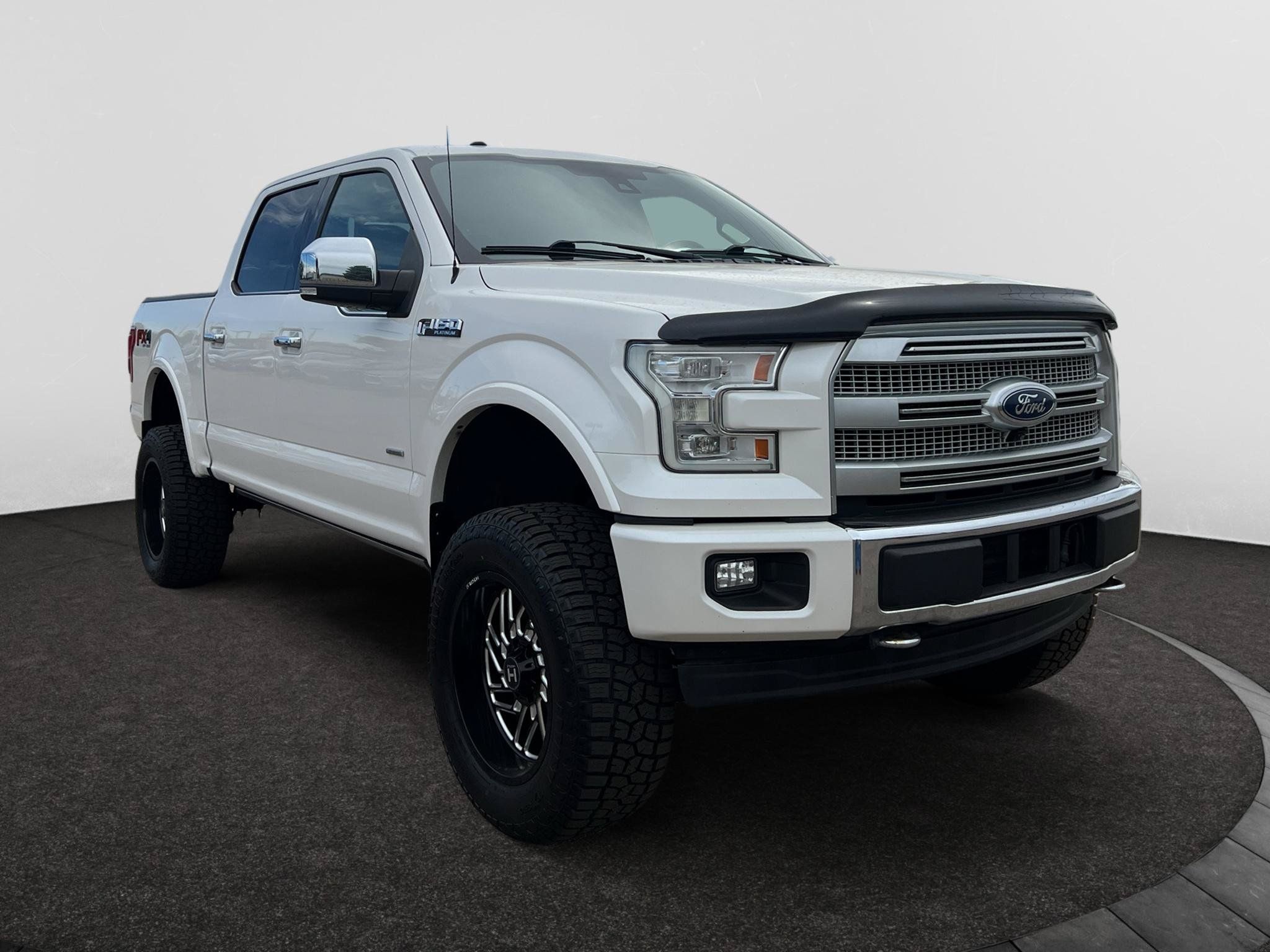 Used 2017 Ford F150 Platinum w/ Technology Package AWD/4WD image 4