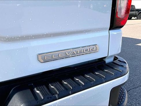 Used 2024 GMC Sierra 1500 Elevation w/ X31 Off-Road Package AWD/4WD image 8