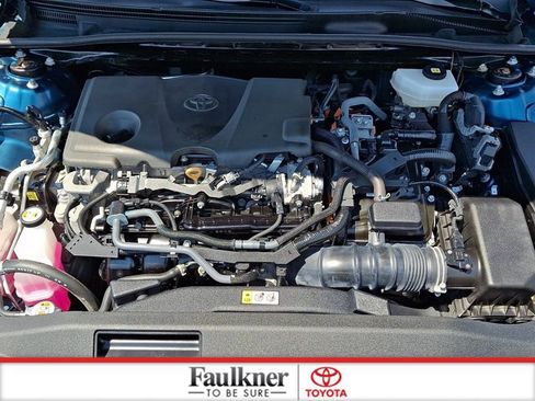 Certified 2025 Toyota Camry SE FWD image 27