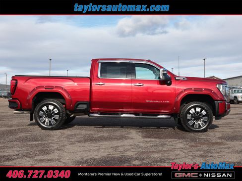Used 2024 GMC Sierra 3500 Denali w/ Denali Reserve Package image 3