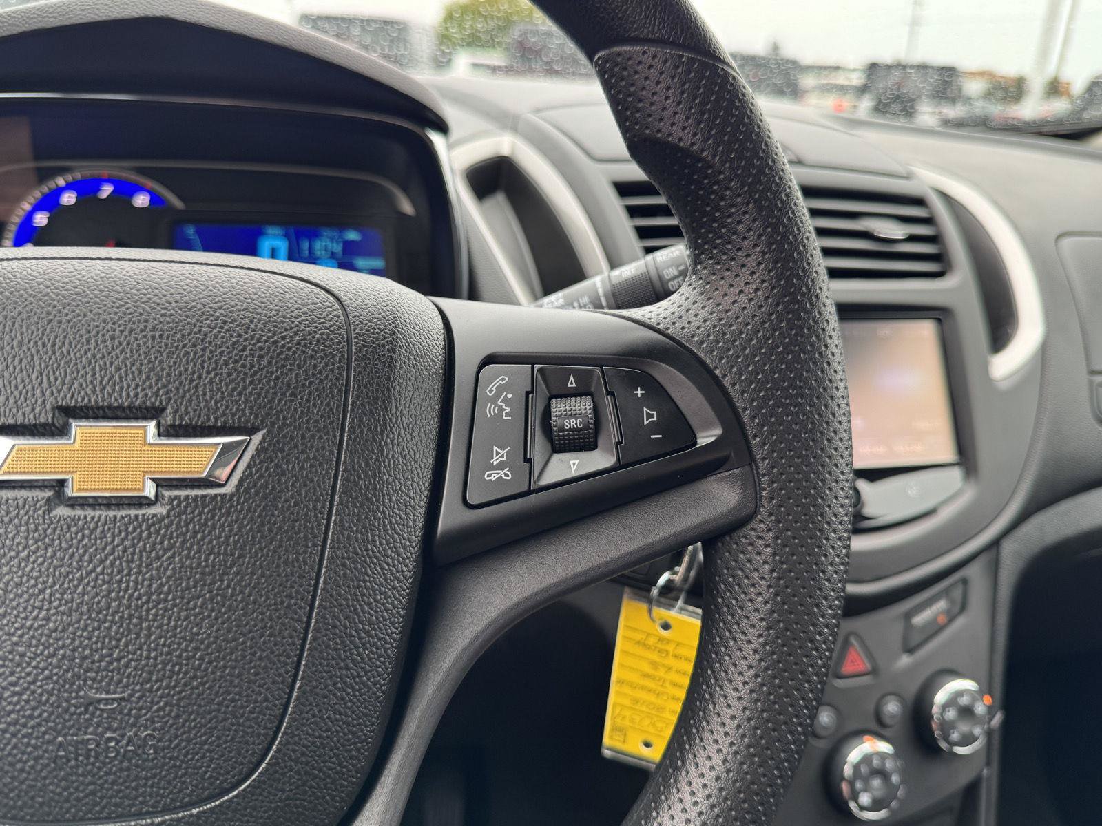 Used 2016 Chevrolet Trax LS AWD/4WD image 16