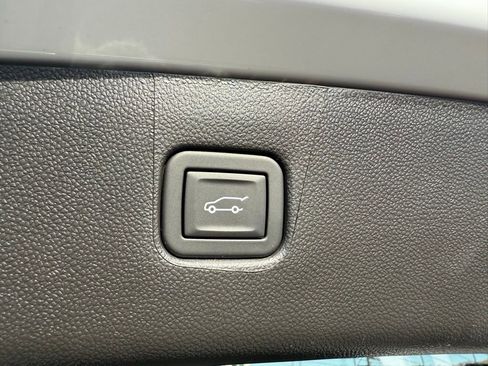 New 2026 Chevrolet Blazer LT image 19