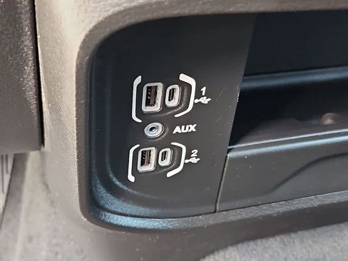 Used 2024 RAM 3500 Tradesman w/ Chrome Appearance Group image 30