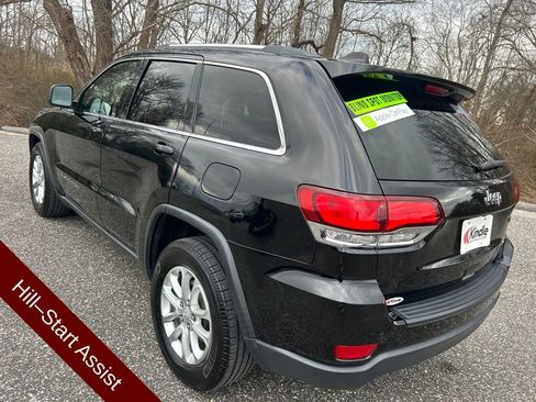 Used 2021 Jeep Grand Cherokee Laredo image 22