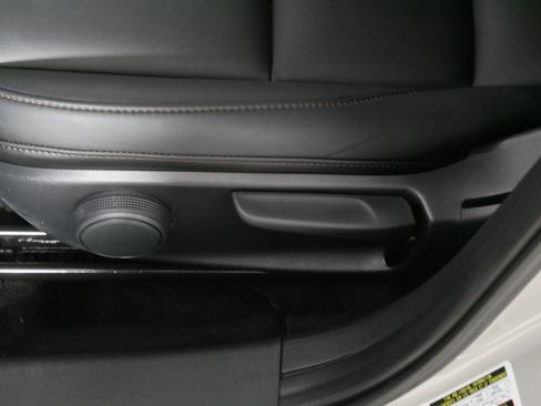 Certified 2025 MAZDA MAZDA3 s image 20