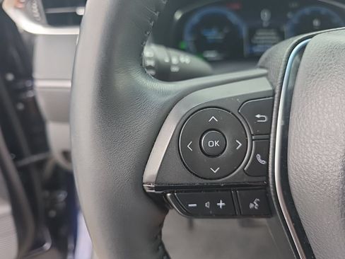 Certified 2023 Toyota Venza Limited AWD/4WD image 18