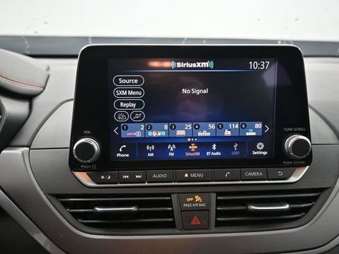 Used 2025 Nissan Altima 2.5 SR FWD image 21