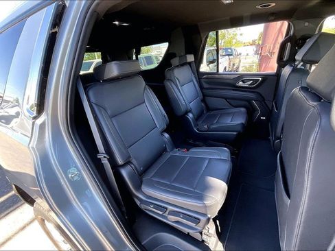 Used 2024 Chevrolet Tahoe LT RWD image 25