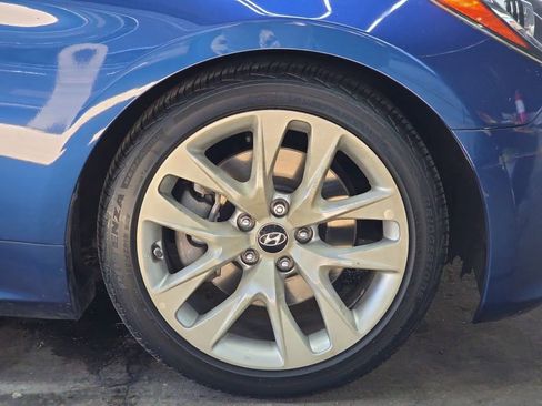 Used 2015 Hyundai Genesis 3.8 image 21