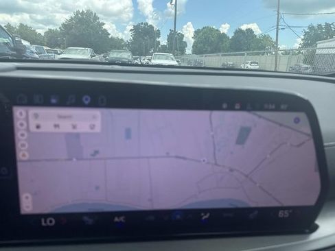 Used 2024 Chevrolet Traverse LT w/ LPO, Floor Liner Package FWD image 35
