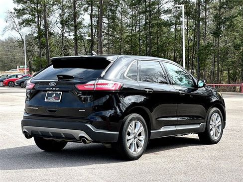 Used 2024 Ford Edge Titanium image 8