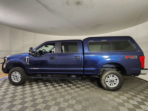 Used 2019 Ford F250 XL w/ STX Appearance Package AWD/4WD image 4
