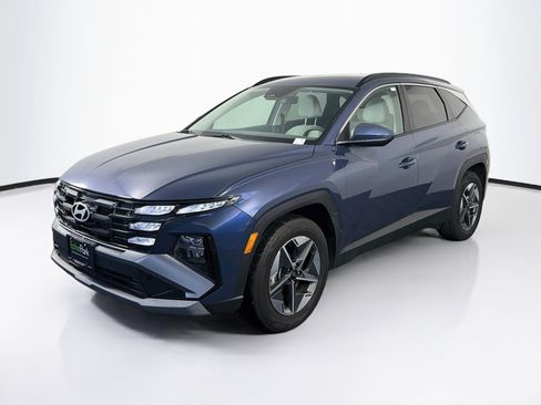 Used 2025 Hyundai Tucson SEL FWD image 3