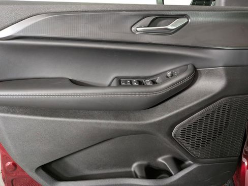 New 2025 Jeep Grand Cherokee L Altitude image 15