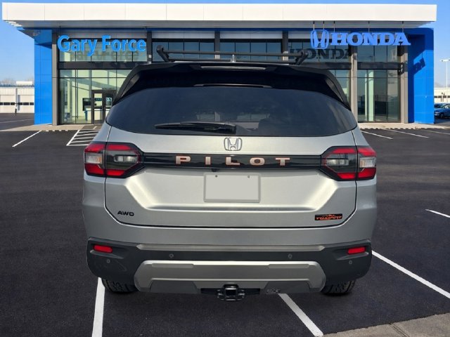 New 2026 Honda Pilot TrailSport image 4