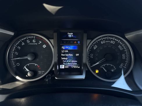 Used 2023 Toyota Tacoma SR5 image 17