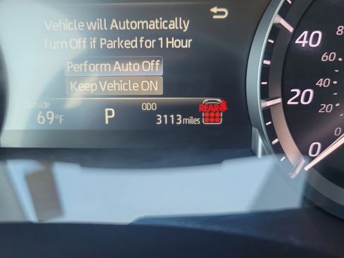 Used 2025 Toyota Highlander LE image 18