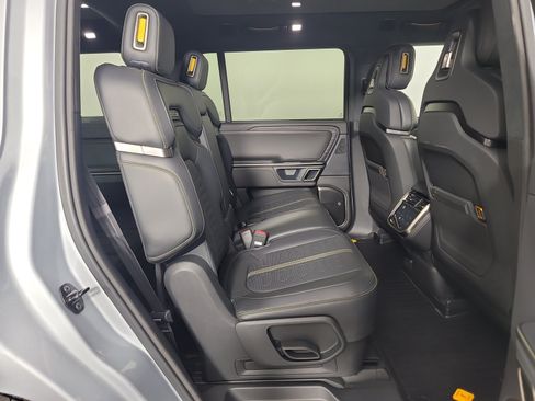 Used 2024 Rivian R1S Adventure AWD/4WD image 23