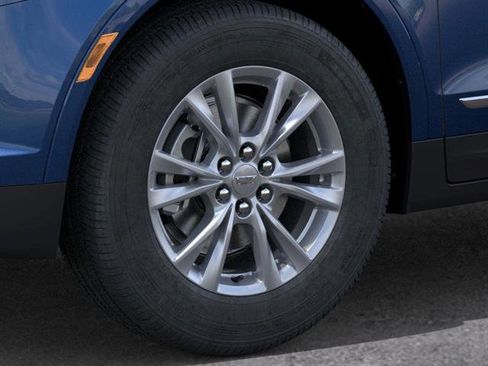 New 2026 Cadillac XT5 Luxury FWD image 9
