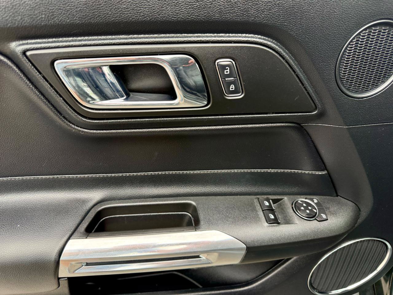 Used 2015 Ford Mustang Premium RWD image 12