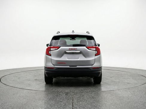 Used 2024 GMC Terrain SLE FWD image 7
