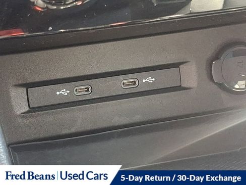 Certified 2023 Volkswagen Taos SE w/ Panoramic Sunroof Package AWD/4WD image 25