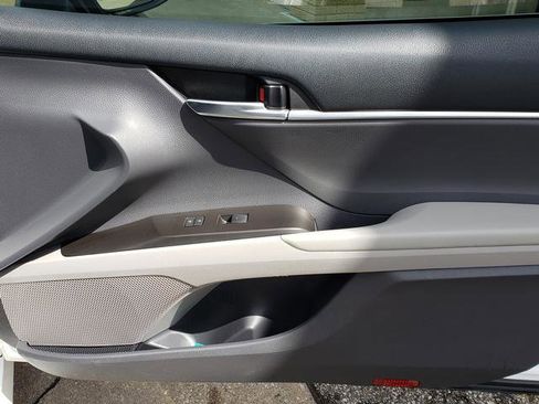 Used 2023 Toyota Camry LE image 19