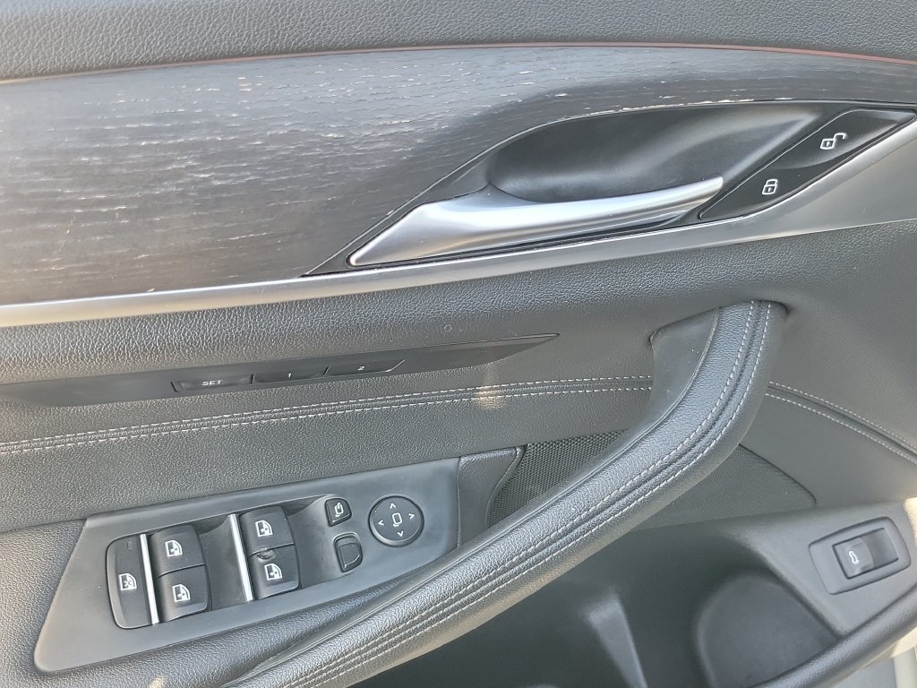 Used 2023 BMW 540i w/ M Sport Package RWD image 17