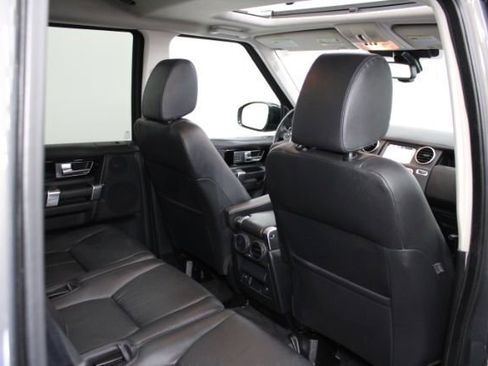 Used 2016 Land Rover LR4 HSE LUX AWD/4WD image 30