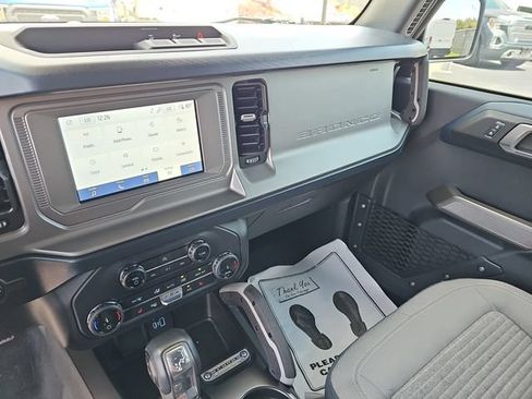 Certified 2022 Ford Bronco Outer Banks AWD/4WD image 21