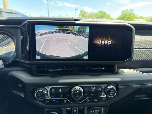 Certified 2025 Jeep Wrangler Unlimited Rubicon 4xe w/ Safety Group AWD/4WD image 34