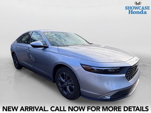 Used 2023 Honda Accord EX image 6