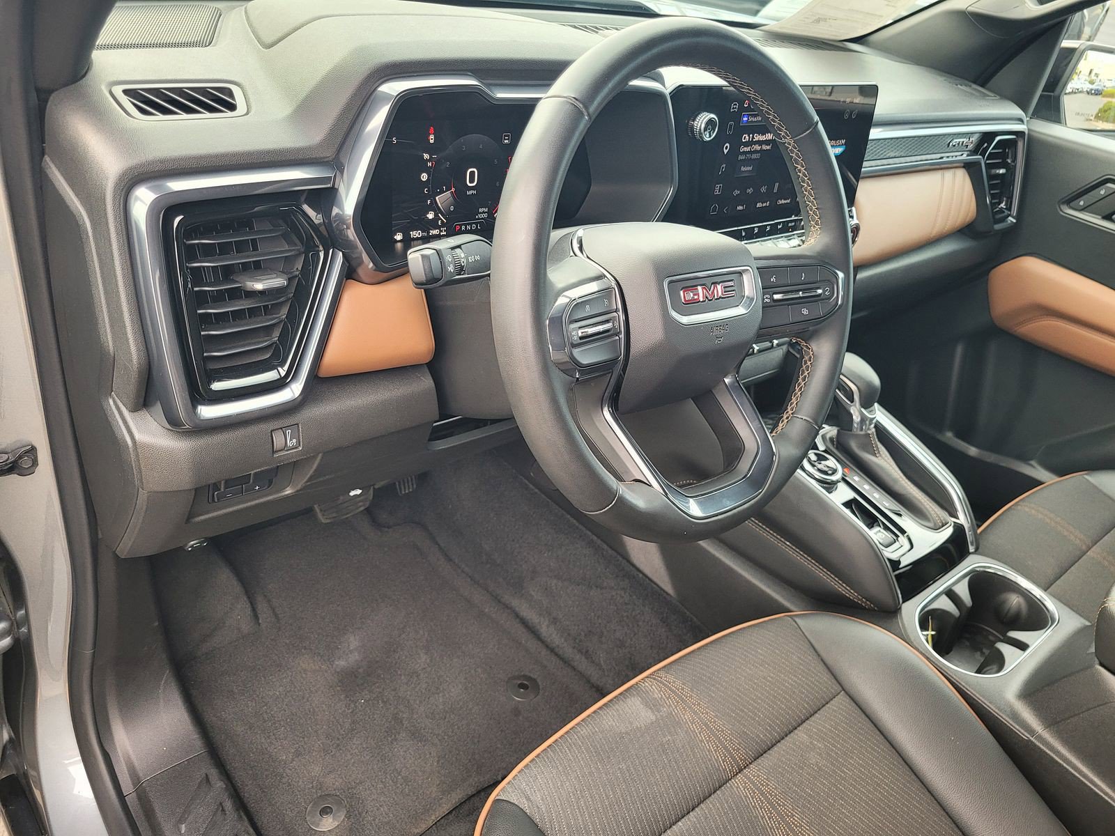 Used 2023 GMC Canyon AT4 AWD/4WD image 8