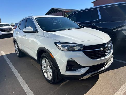 Used 2023 Buick Encore GX Preferred w/ Cold Weather Comfort Package FWD image 3