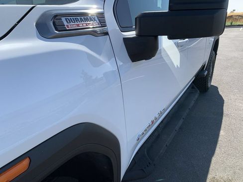 Used 2023 GMC Sierra 3500 AT4 w/ AT4 Preferred Package AWD/4WD image 13