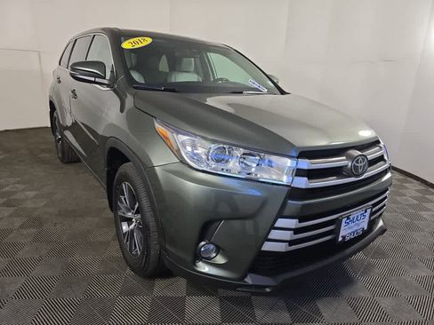 Used 2018 Toyota Highlander Plus image 3