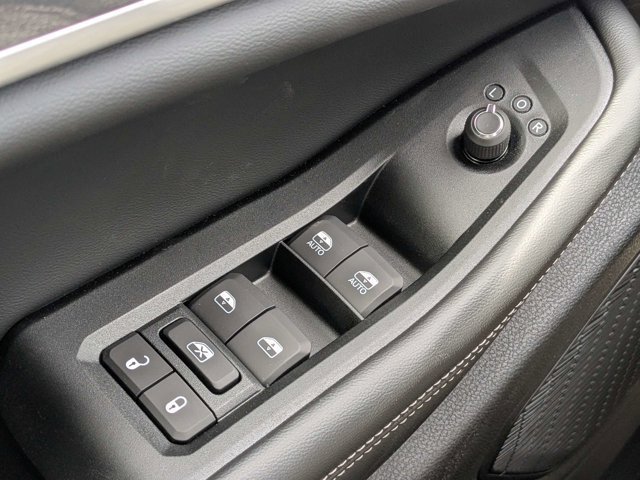 New 2026 Jeep Grand Cherokee Altitude AWD/4WD image 24