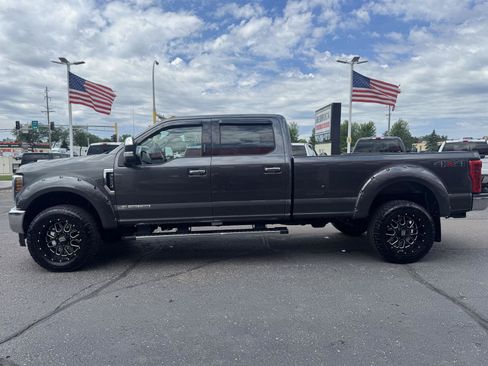 Used 2019 Ford F350 Lariat w/ Lariat Ultimate Package AWD/4WD image 4