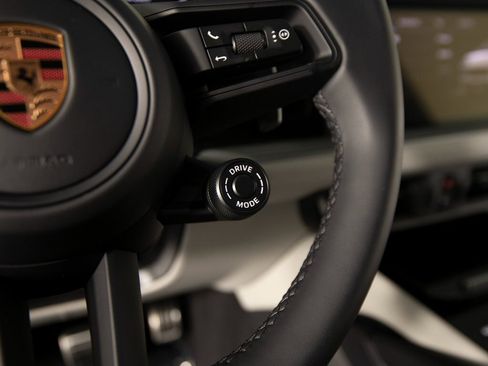 New 2026 Porsche Cayenne S image 20