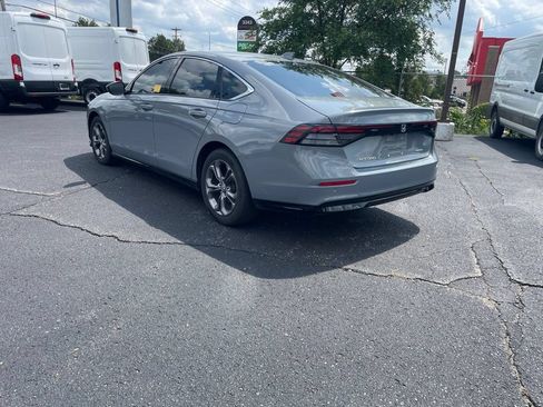 Used 2023 Honda Accord EX-L image 7