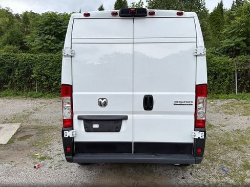 Used 2025 RAM ProMaster 3500 w/ Convenience Group FWD image 7