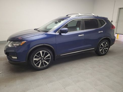Used 2018 Nissan Rogue SL w/ Premium Package image 2