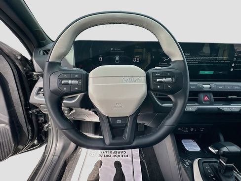 New 2026 Kia K4 GT-Line FWD image 11