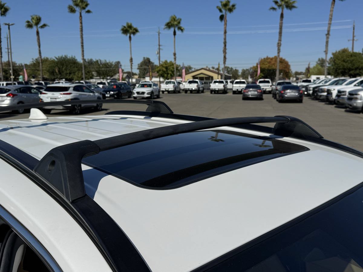 Used 2020 Toyota RAV4 XLE w/ Convenience Package AWD/4WD image 13