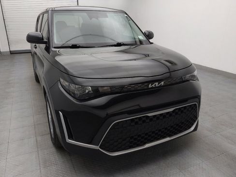 Used 2023 Kia Soul LX w/ LX Technology Package image 14