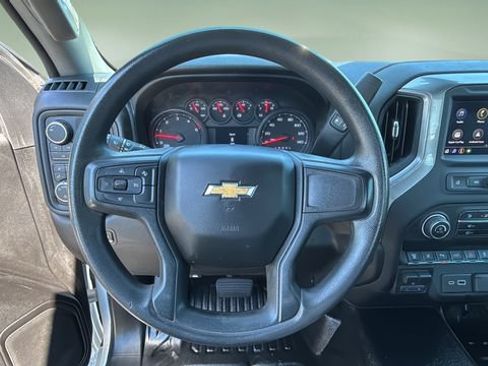 Used 2025 Chevrolet Silverado 3500 W/T AWD/4WD image 14