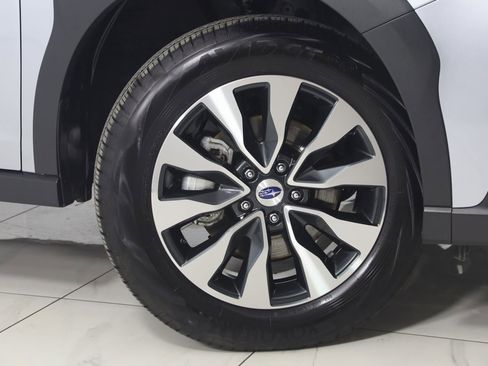 Used 2025 Subaru Outback Touring XT image 16