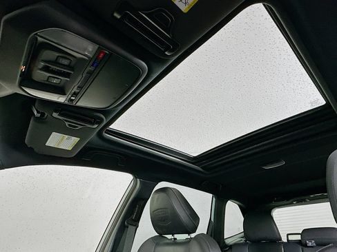 Used 2022 Subaru Forester Wilderness AWD/4WD image 11