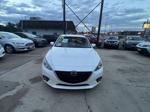 Used 2015 MAZDA MAZDA3 i Touring FWD image 2