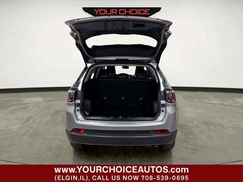 Used 2022 Jeep Compass Limited AWD/4WD image 5